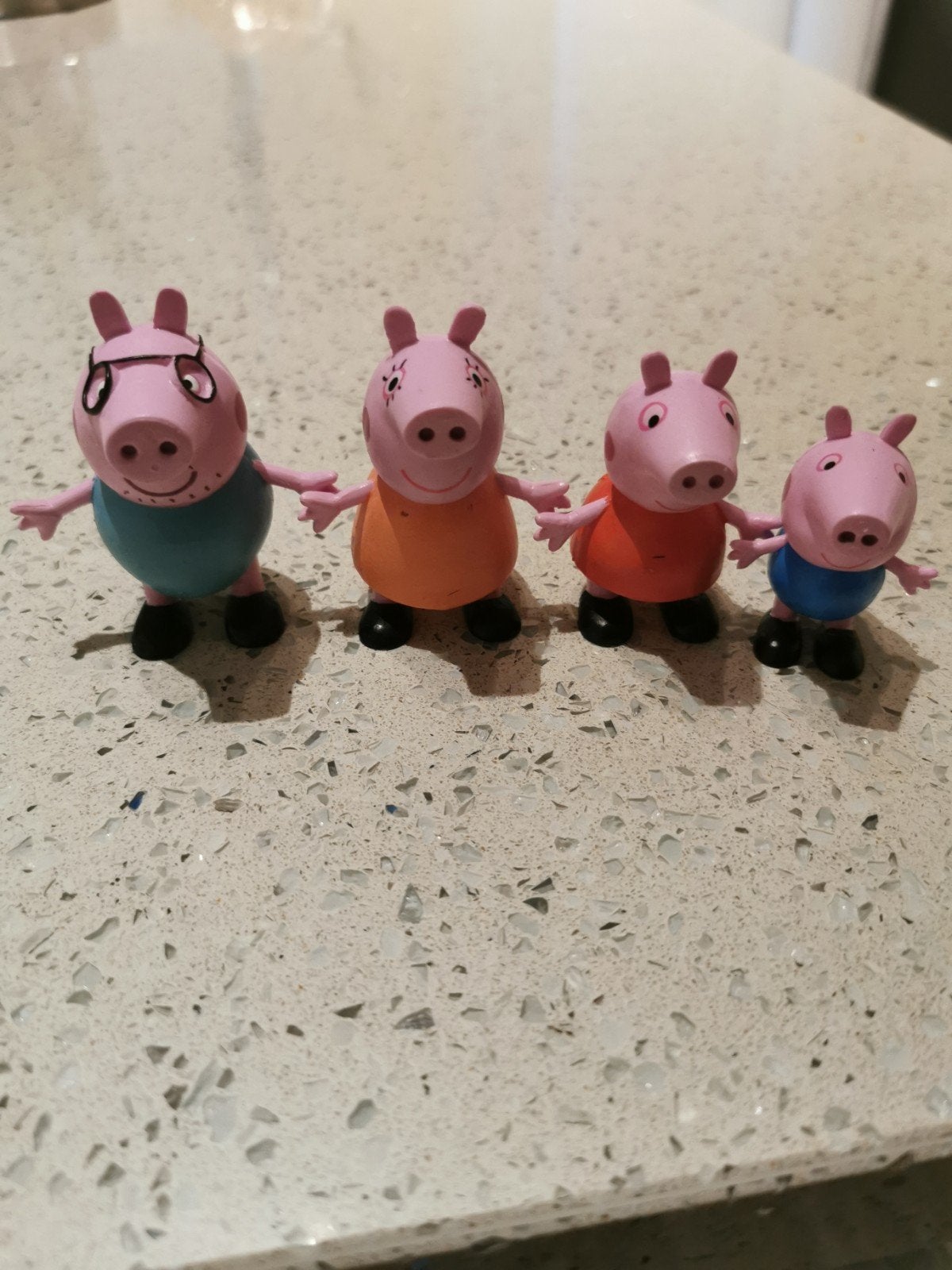 Peppa Pig speelfiguren set (Papa, Mama,Peppa, George ), Ophalen of Verzenden, Gebruikt