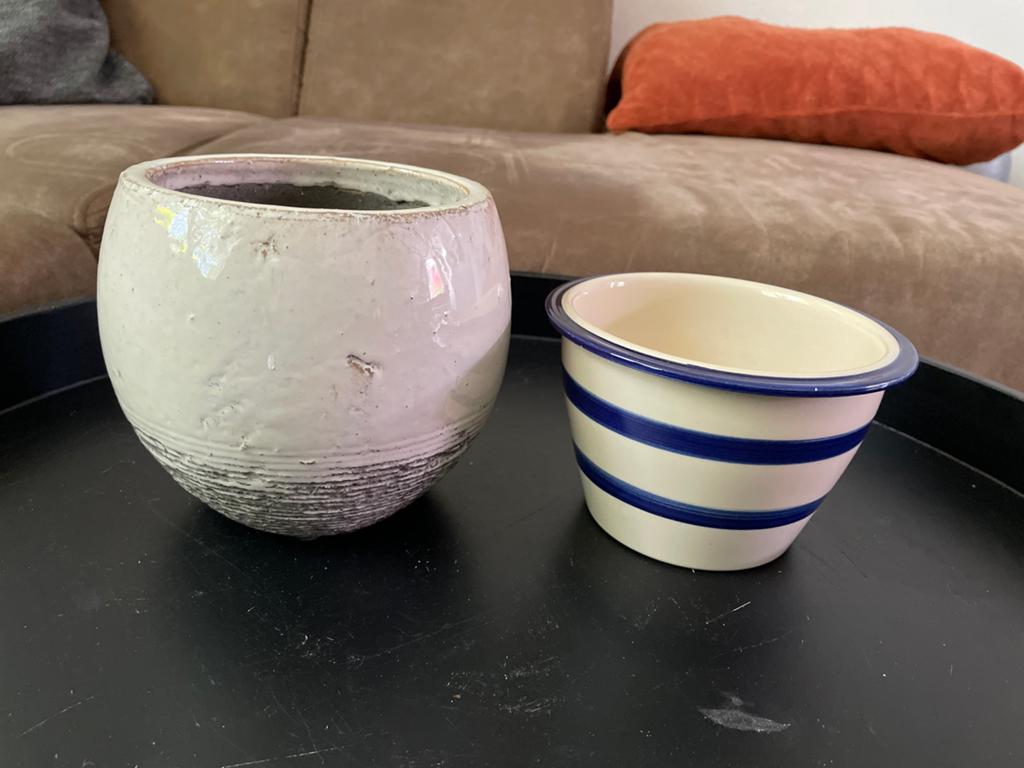Set van 2 decoratieve bloempotten., Tuin en Terras, Bloempotten, Ophalen, Zo goed als nieuw