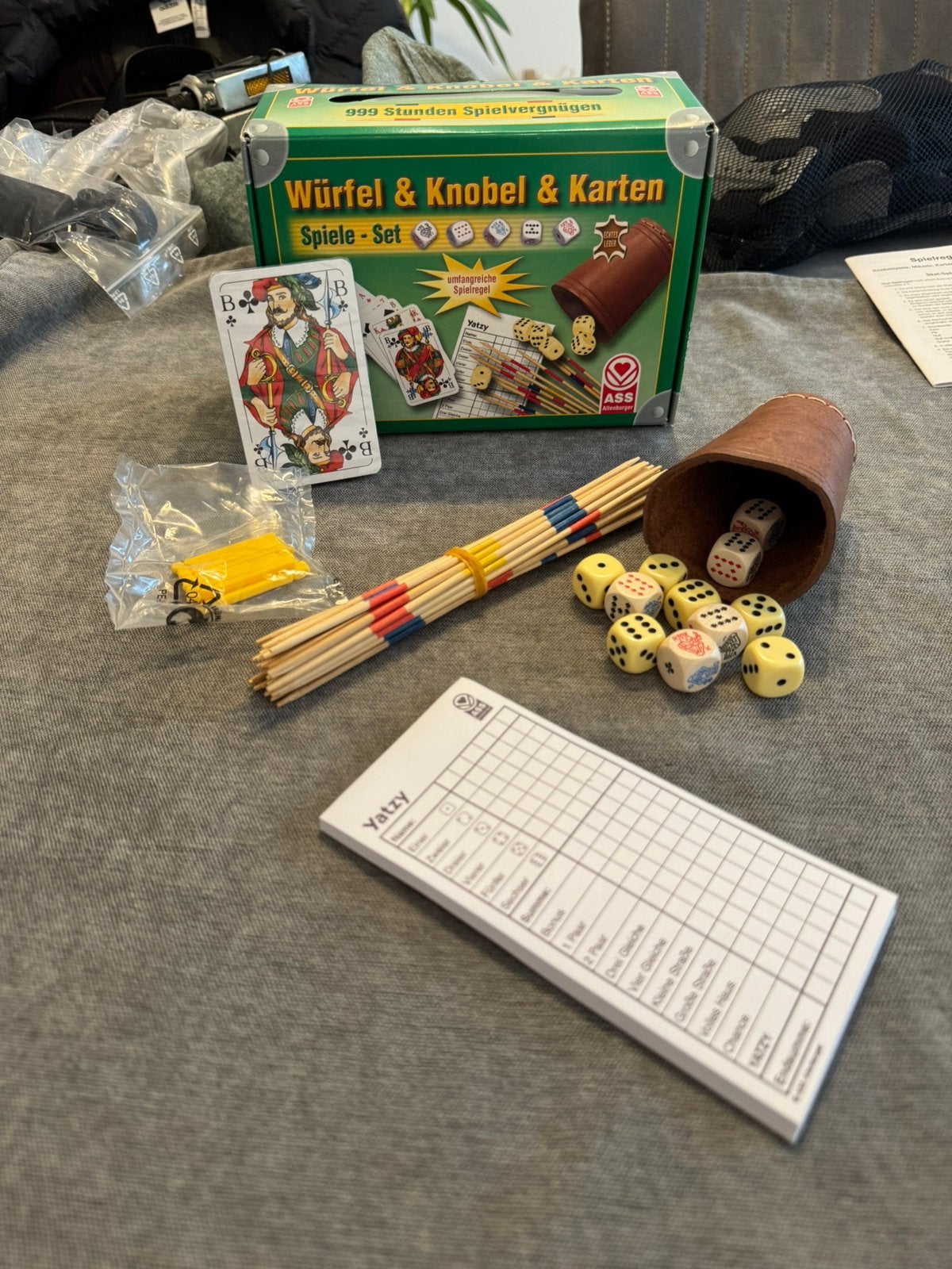 Würfel & Knobel & Karten Spiele Set nieuw, Ophalen of Verzenden, Nieuw