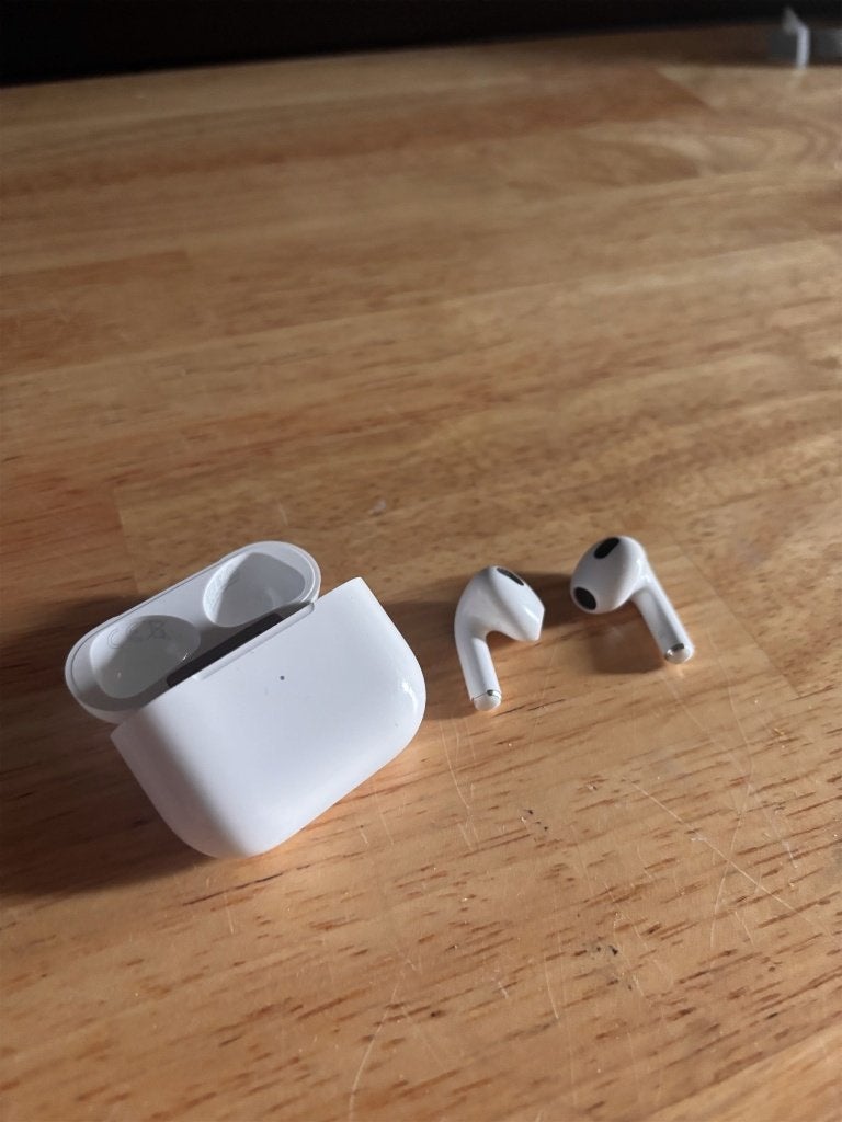 Apple Airpods 3 met Lightning oplaadcase, Audio, Tv en Foto, Koptelefoons, Ophalen, In-ear, Zo goed als nieuw, Draadloos