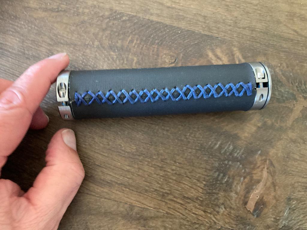 Koga lederen handvat (nieuw), Fietsen en Brommers, Fietsonderdelen, Leer, Stuur, Nieuw, Ophalen of Verzenden