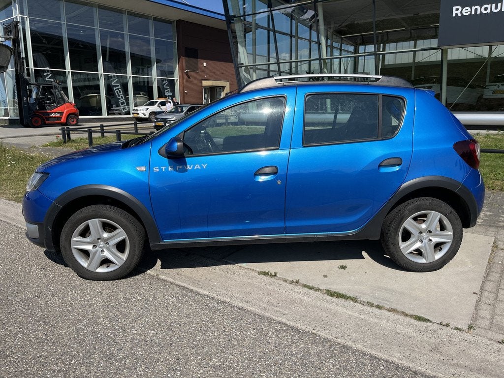 Dacia Sandero 0.9 TCe Stepway Lauréate / Meeneem Prijs /, Auto's, Dacia, Voorwielaandrijving, Gebruikt, 31 €/maand, Blauw