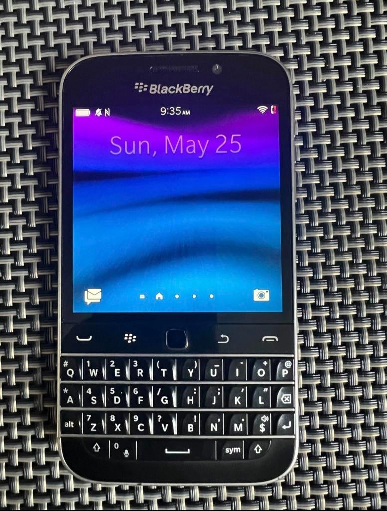 Als nieuw blackberry classic Q20 met spotify | 16GB | 4G

To, Ophalen of Verzenden, Zo goed als nieuw