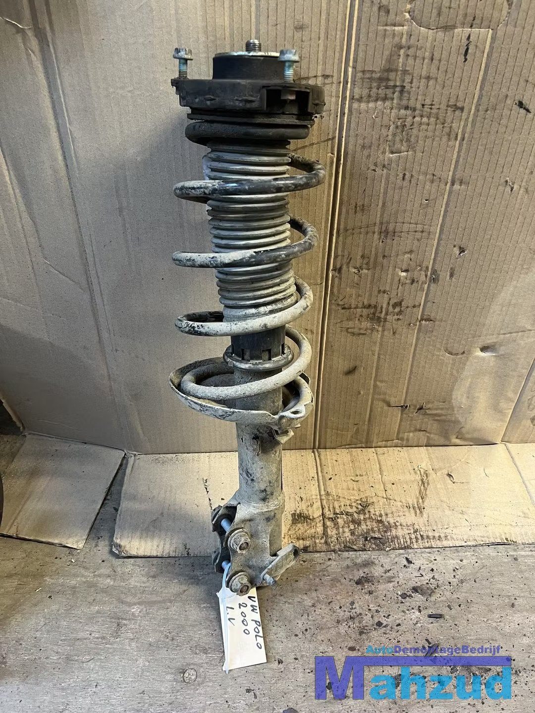 VW POLO 6N2 Links voor veerpoot 1999-2001, Gebruikt, Volkswagen, Volkswagen AG, Berliner Ring 2
38440  Wolfsburg, DE