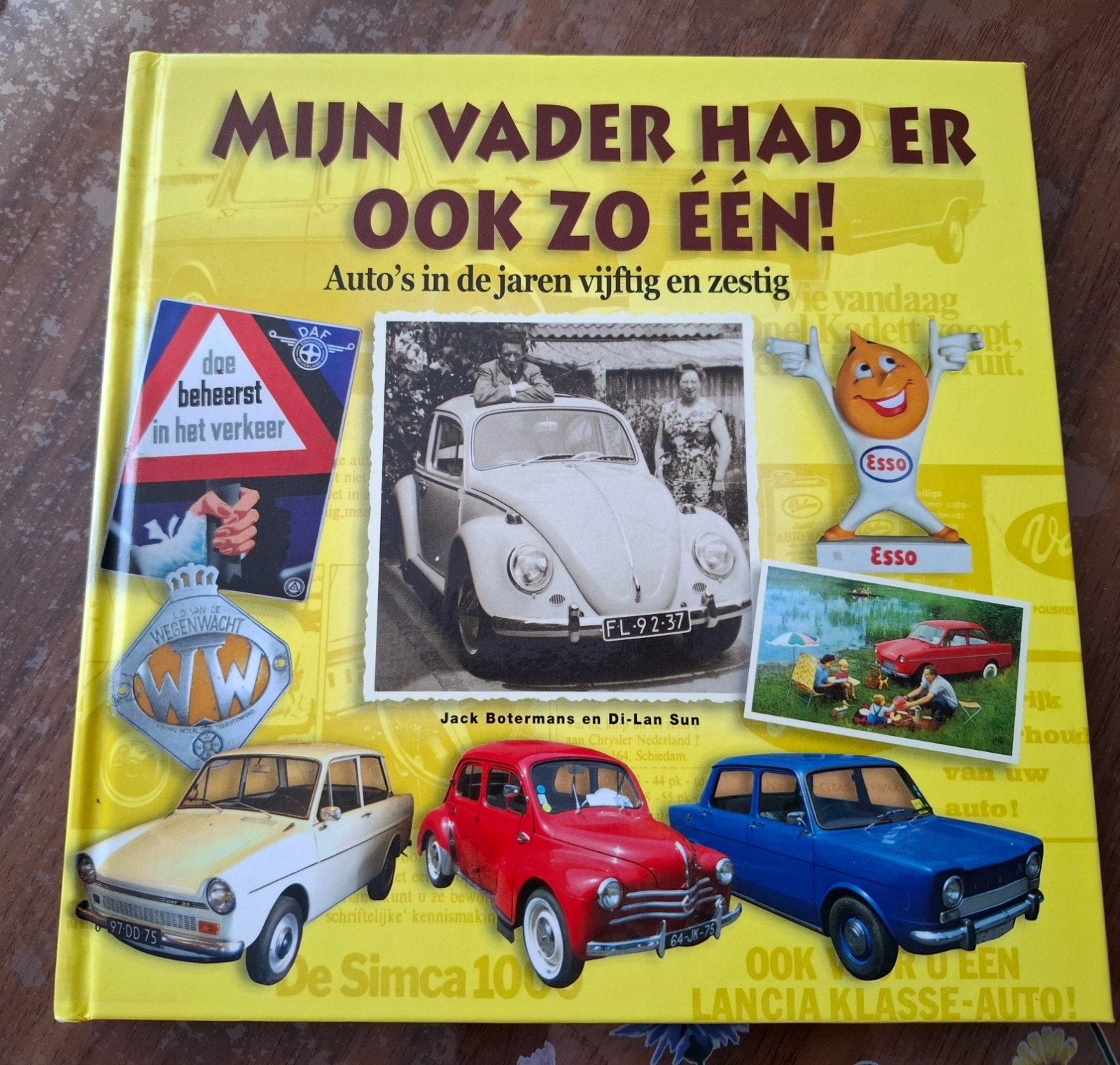 Jack Botermans - Mijn vader had er ook zo een!, Boeken, Ophalen of Verzenden, Mode algemeen, Jack Botermans; D. lan-Sun, Zo goed als nieuw