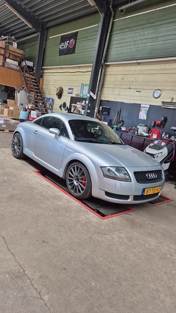 Audi TT 1.8 T Coupe 132KW 2000 Grijs, Auto's, Audi, Particulier, TT, ABS, Airbags, Airconditioning, Alarm, Automatische klimaatregeling