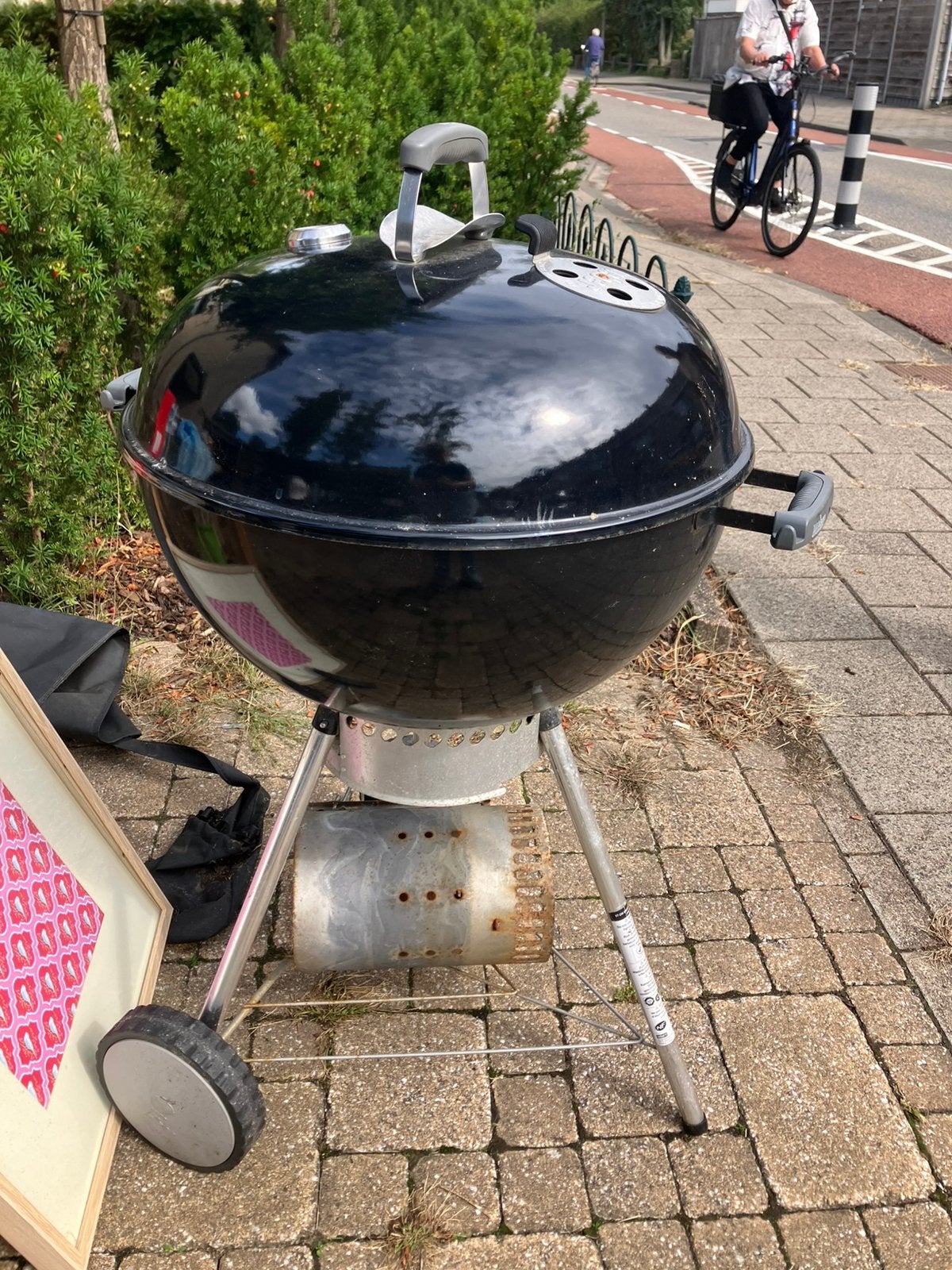 Weber BBQ 57 cm, Ophalen, Zo goed als nieuw