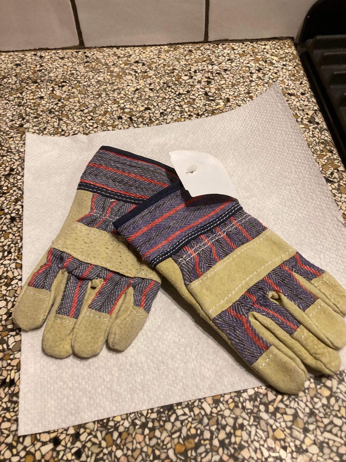 Kleine werkhandschoenen kind, Ophalen of Verzenden, Zo goed als nieuw, Handschoenen