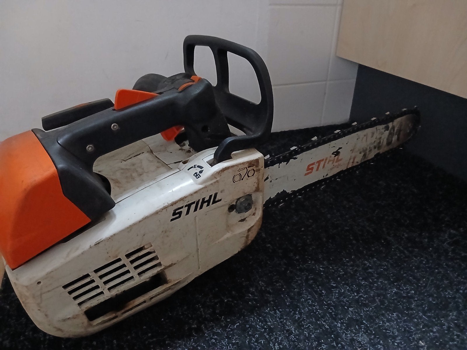 Stihl Kettingzaag - Weinig uren, loopt goed, Ophalen of Verzenden, Gebruikt, Kettingzaag, Stihl