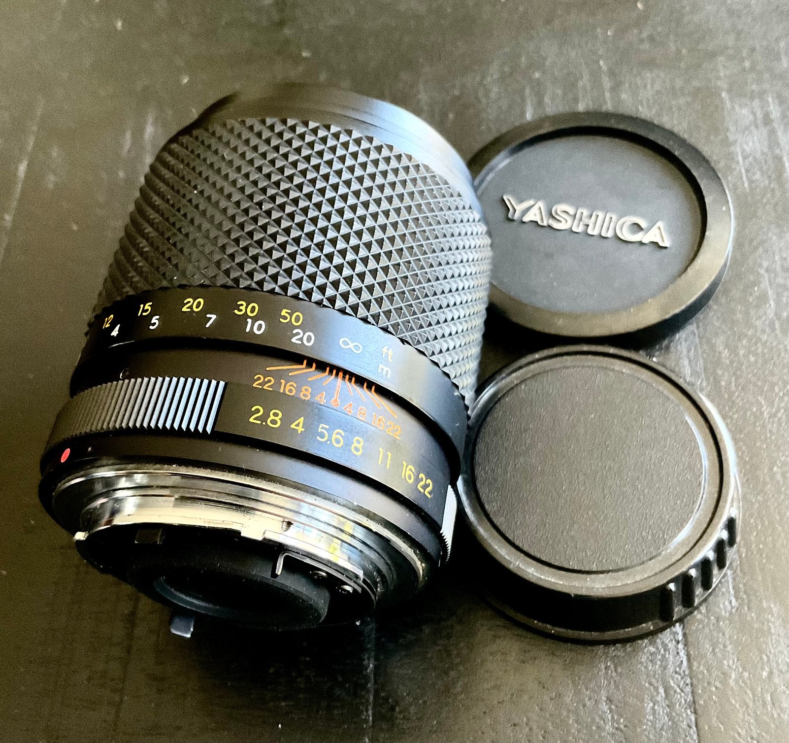 Yashica DSB lens 135 / 2.8 (Contax-Yashica vatting), Audio, Tv en Foto, Fotografie | Lenzen en Objectieven, Overige merken, Gebruikt