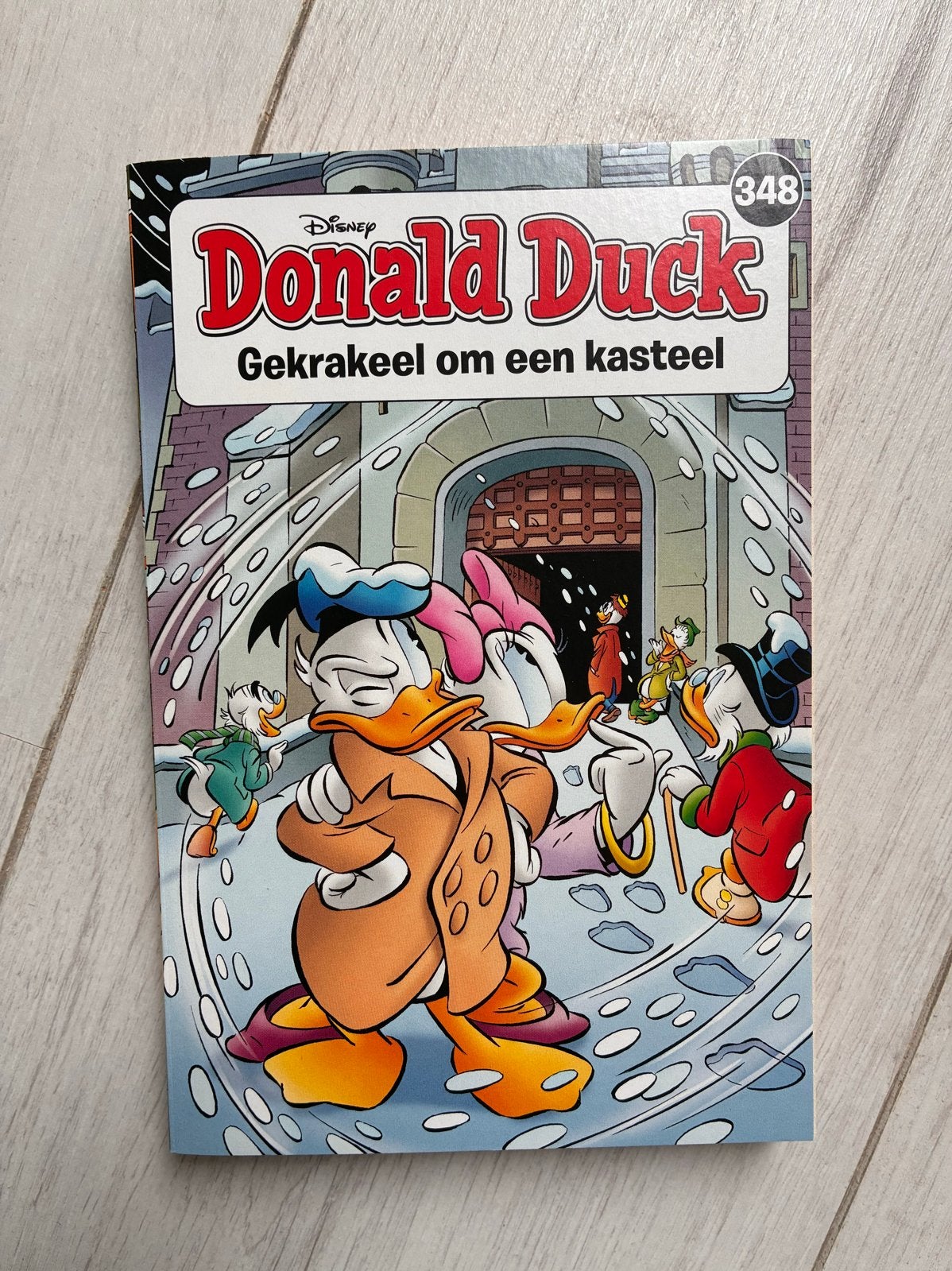 Donald Duck 348 - Gekrakeel om een kasteel, Eén stripboek, Ophalen of Verzenden, Gelezen