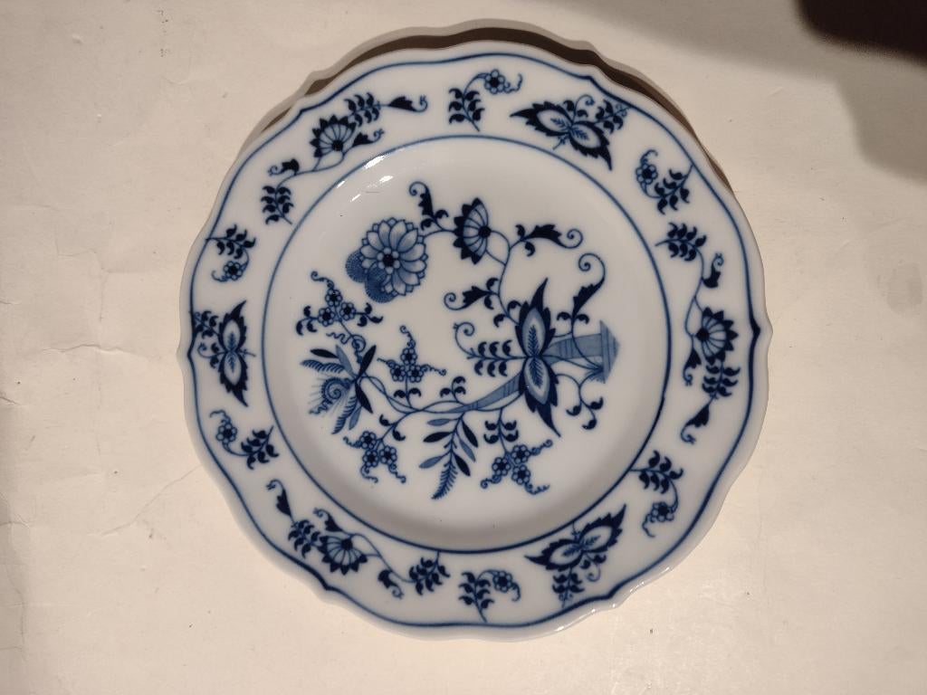 Blue Danube gebaksbordje blauw decor doorsnee 17 cm, Antiek en Kunst, Ophalen