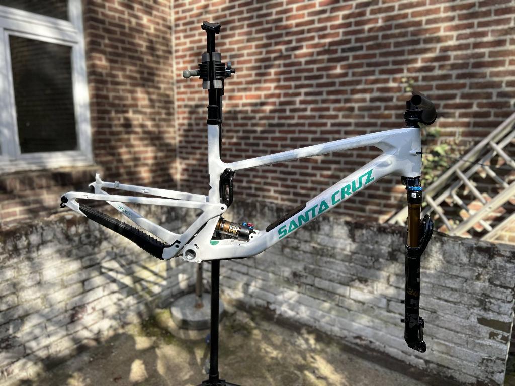 Santa Cruz Tallboy v5 frame, vork, dropper en stuur, Fietsen en Brommers, 57 cm of meer, Fully, Zo goed als nieuw, Ophalen