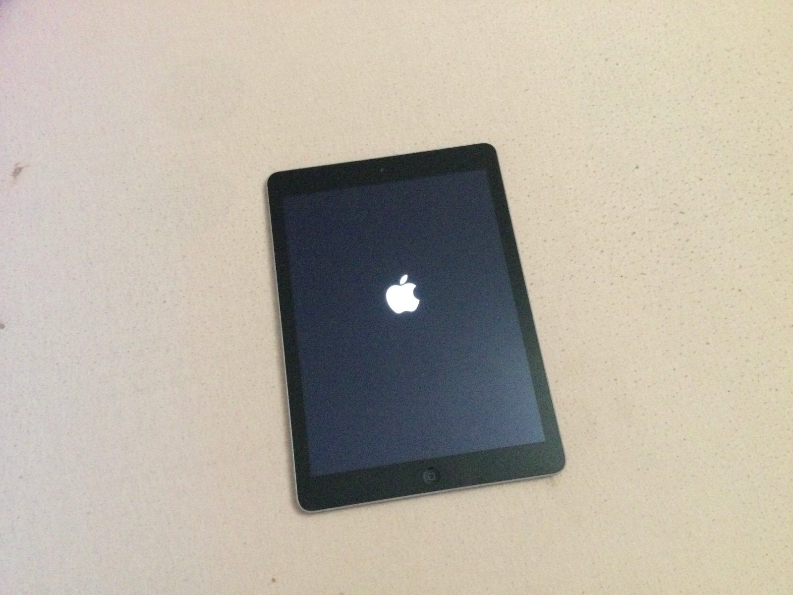Apple IPad Air 1 A1474., Computers en Software, Apple iPads, Gebruikt, Apple iPad Air, Grijs, 16 GB