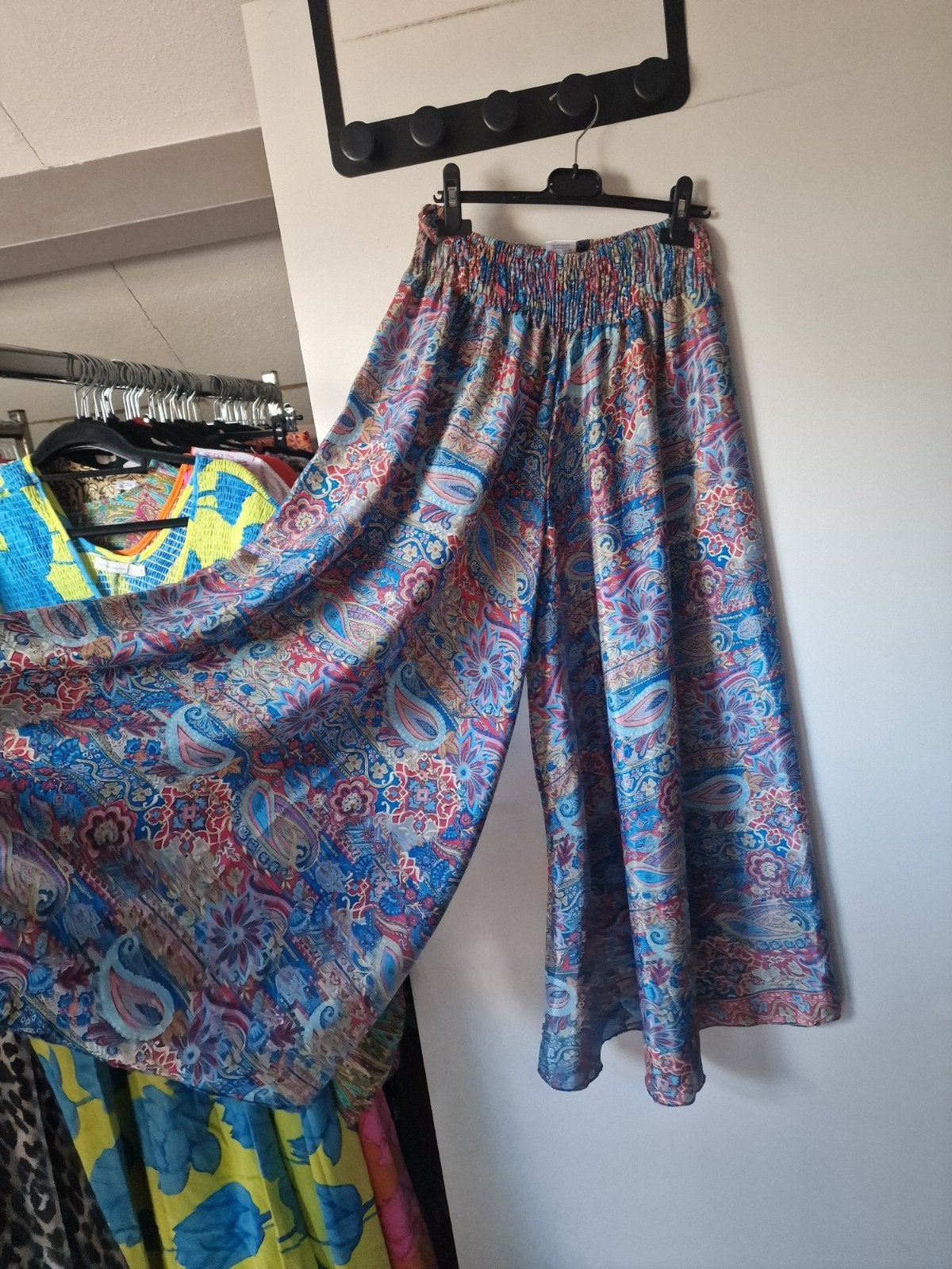 broek one size m, Kleding | Dames, Ophalen of Verzenden, Zo goed als nieuw, Maat 38/40 (M), Lang