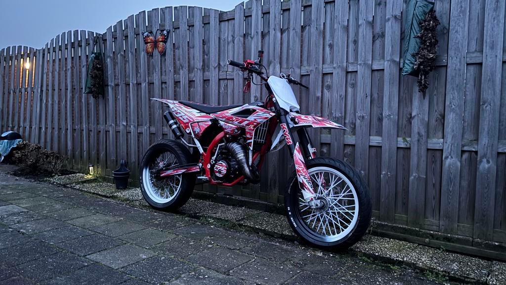 Beta rr 50 track, Fietsen en Brommers, Brommers | Crossbrommers, Ophalen, Zo goed als nieuw, Overige merken