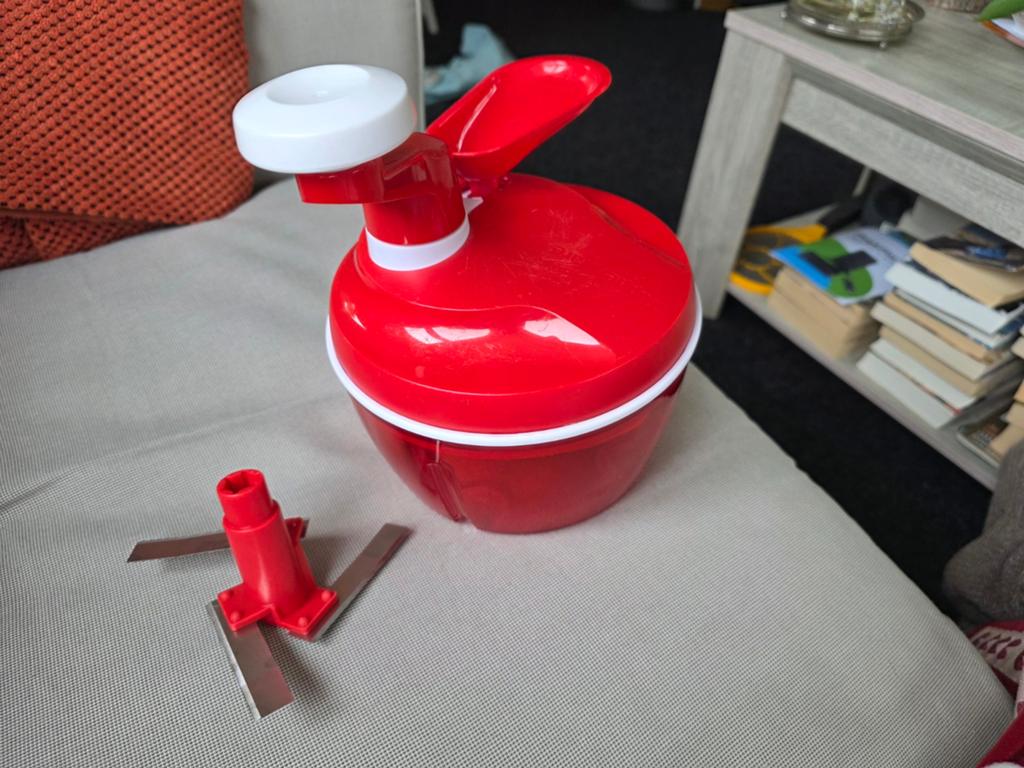 Tupperware Quick chef 1.3 liter, Ophalen of Verzenden, Gebruikt, Rood, Overige typen