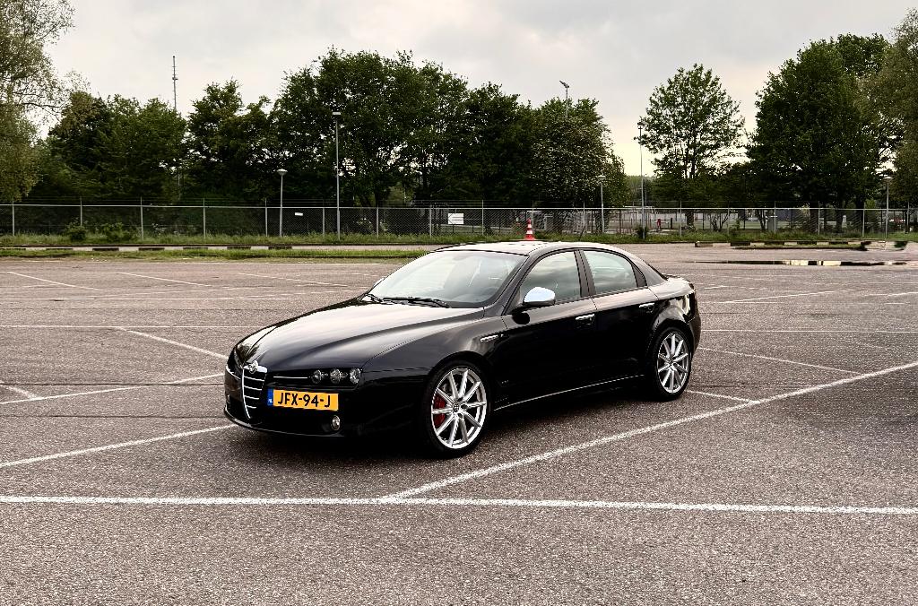 Alfa Romeo 159 1.750 Turbo Ti  2010 Zwart, Voorwielaandrijving, Euro 5, Zwart, 4 cilinders