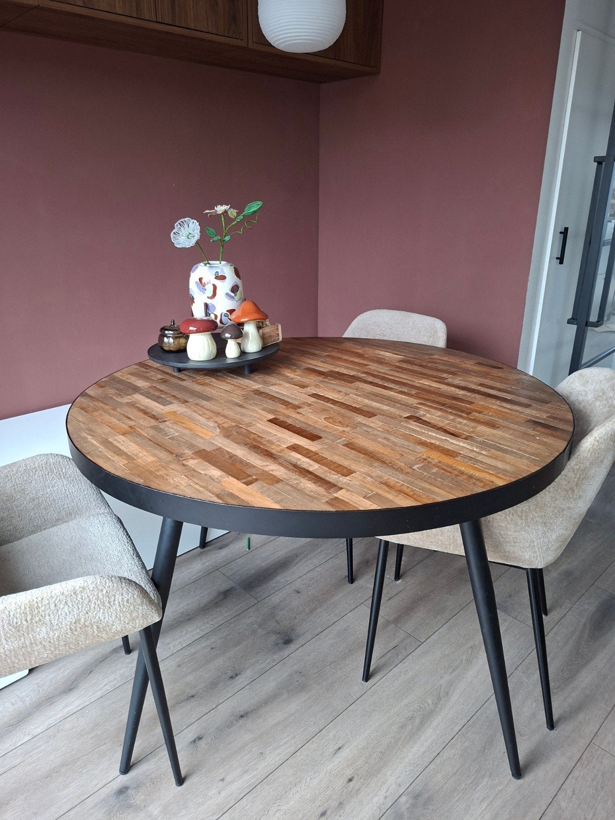 Ronde teakhouten eettafel van Karwei, Ophalen, Gebruikt, Vier personen, 100 tot 150 cm