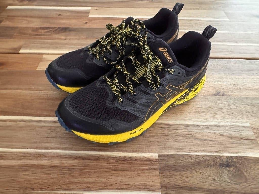 ASICS GEL-Trabuco Terra Maat 40.5, Sport en Fitness, Ophalen, Hardloopschoenen, Zo goed als nieuw, Hardlopen