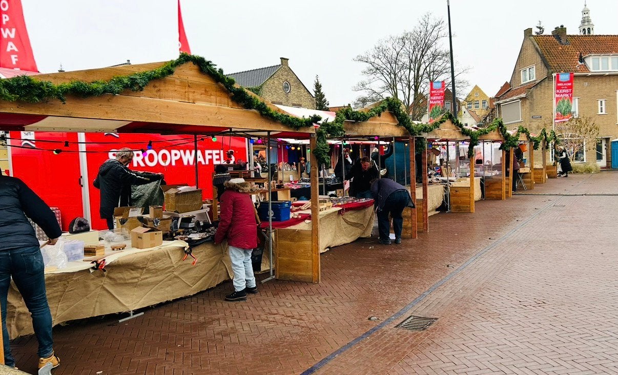 Kerst ombouwen marktkramen, Ophalen of Verzenden