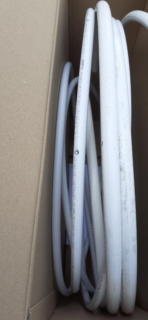 Leiding 20 mm en koppelstukken tecelogo, Ophalen, Overige materialen, Nieuw, 20 tot 40 mm