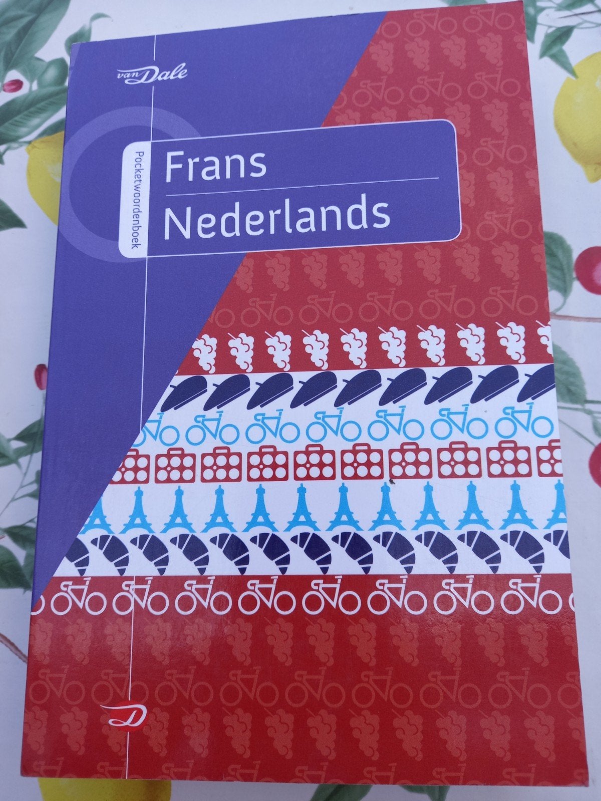 N Van Dale Pocketwoordenboek Frans-Nederlands, Boeken, Woordenboeken, Frans, Van Dale, Ophalen of Verzenden, Zo goed als nieuw