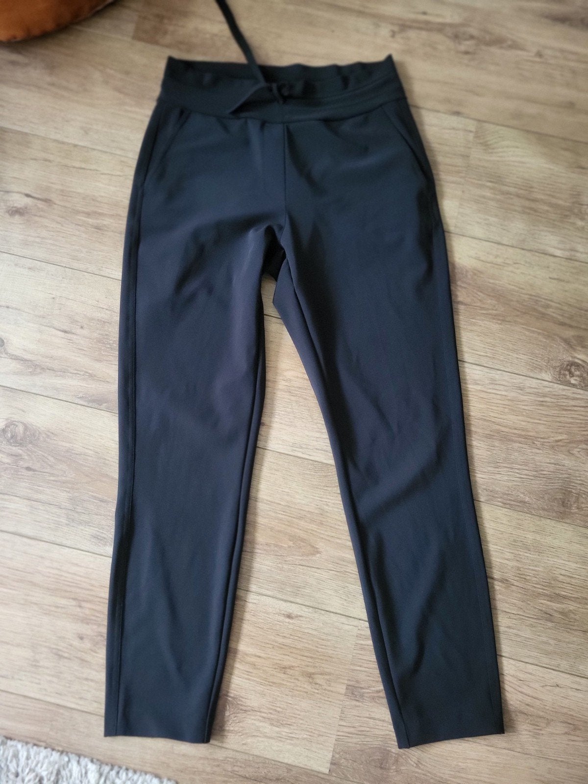 Studio Anneloes downstairs bonded broek zwart mt M, Maat 38/40 (M), Studio Anneloes, Zwart, Ophalen of Verzenden