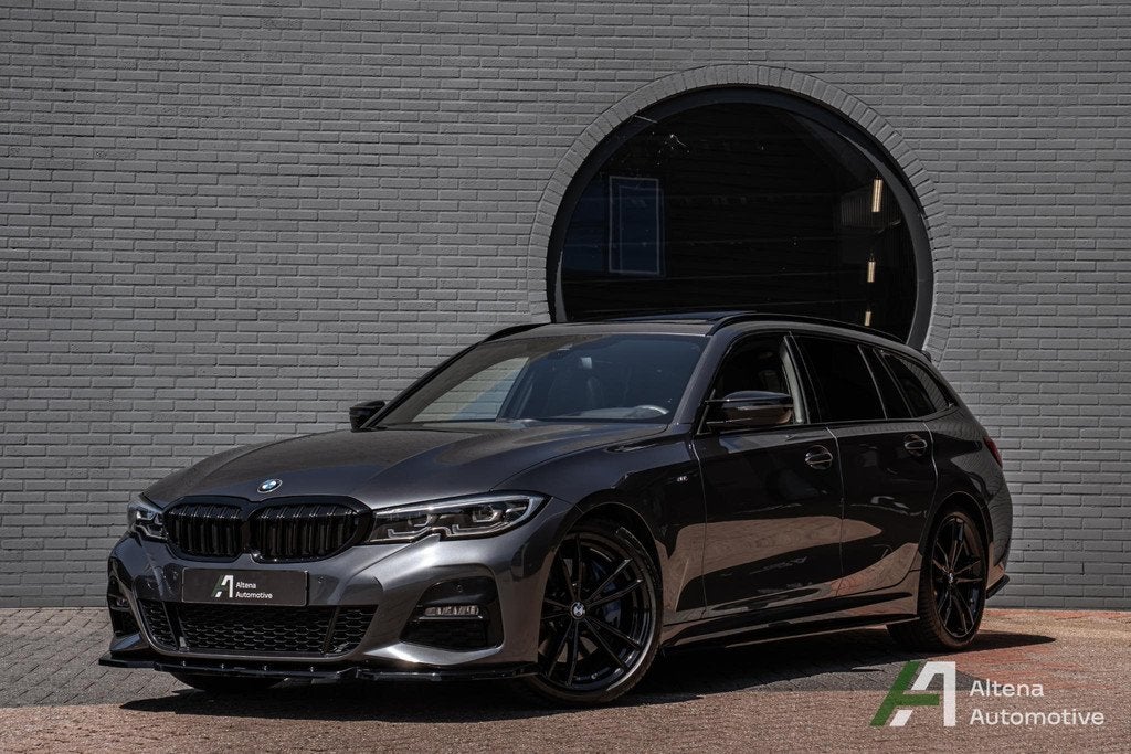 BMW 3-serie Touring 330i High Executive M-sport, Maxton, pan, Automaat, Achterwielaandrijving, Gebruikt, 4 cilinders