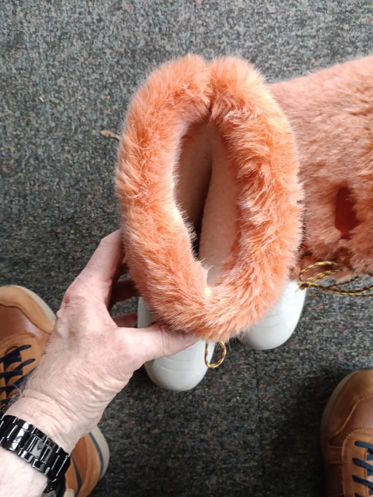 Witte snowboots met oranje bont, maat 39/40, Wit, Snowboots, Ophalen of Verzenden, Zo goed als nieuw