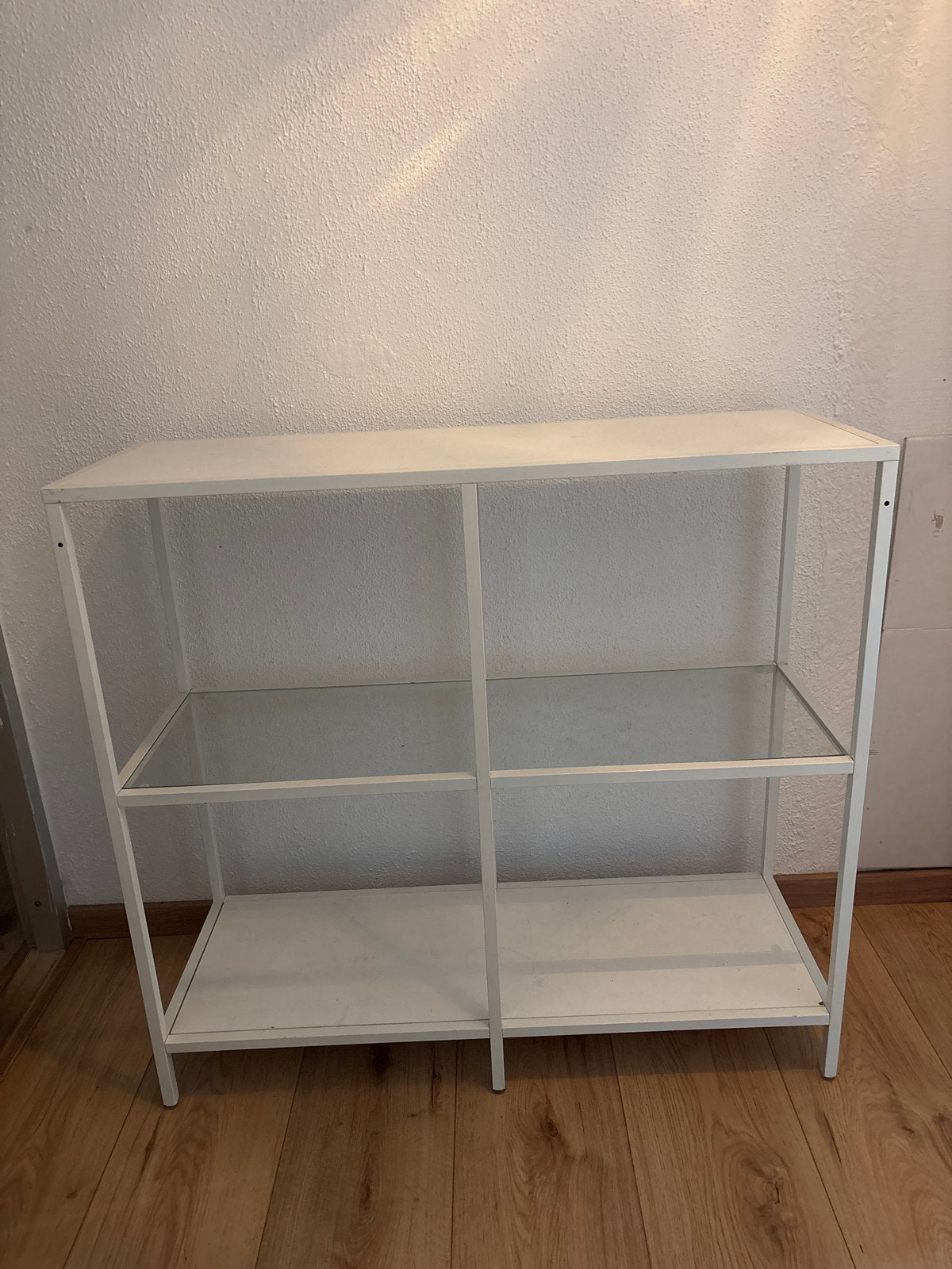 IKEA Stelling Wit Metaal met Glas Blad, Huis en Inrichting, Ophalen, Zo goed als nieuw