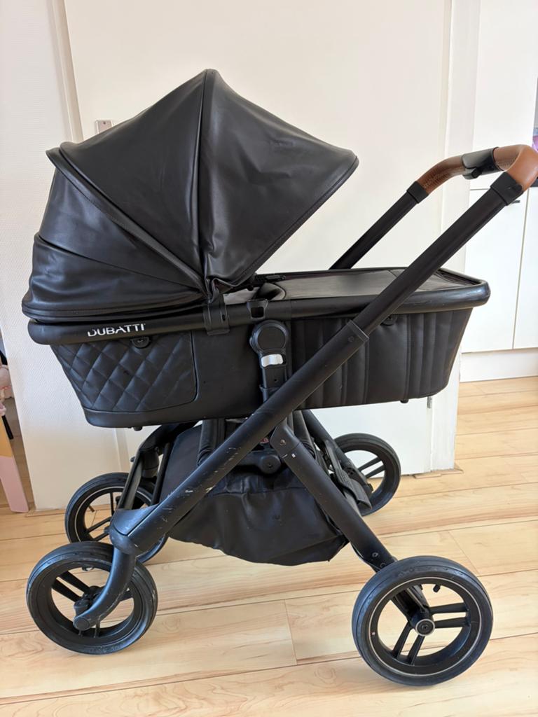 Dubatti One kinderwagen (leer), Kinderen en Baby's, Kinderwagens en Combinaties, Ophalen of Verzenden, Zo goed als nieuw, Kinderwagen