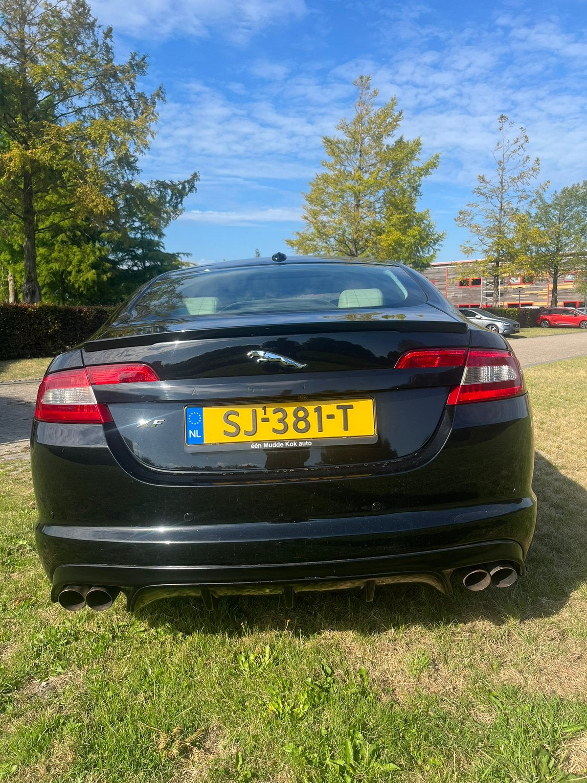 Jaguar XF 3.0D V6 R-DYNAMIC | FULL OPTIONS, Auto's, Automaat, Beige, 2993 cc, 1850 kg