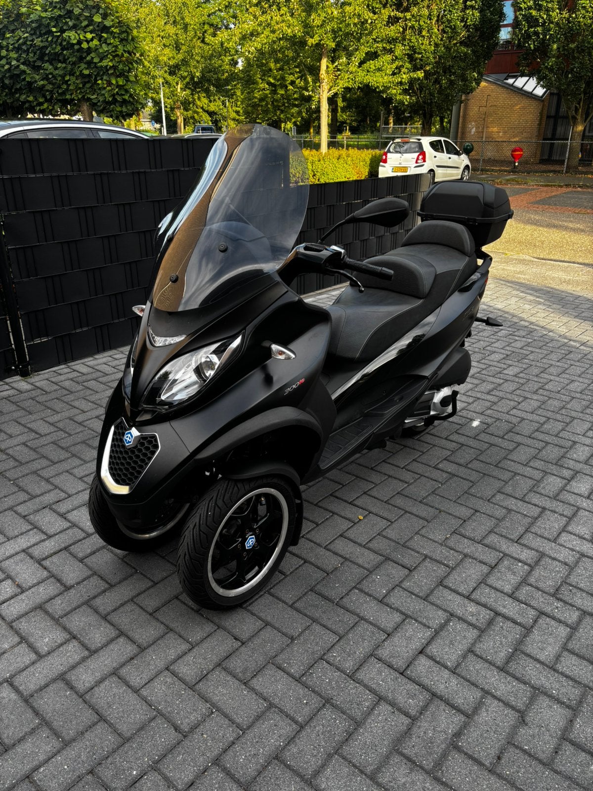PIAGGIO MP3 300SPORT 2015 21000KM, Fietsen en Brommers, Ophalen of Verzenden, Zo goed als nieuw, Benzine, Overige modellen