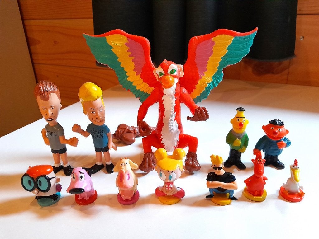 Diverse figuurtjes in 1 koop; MTV, Cartoon Network, Ophalen, Zo goed als nieuw