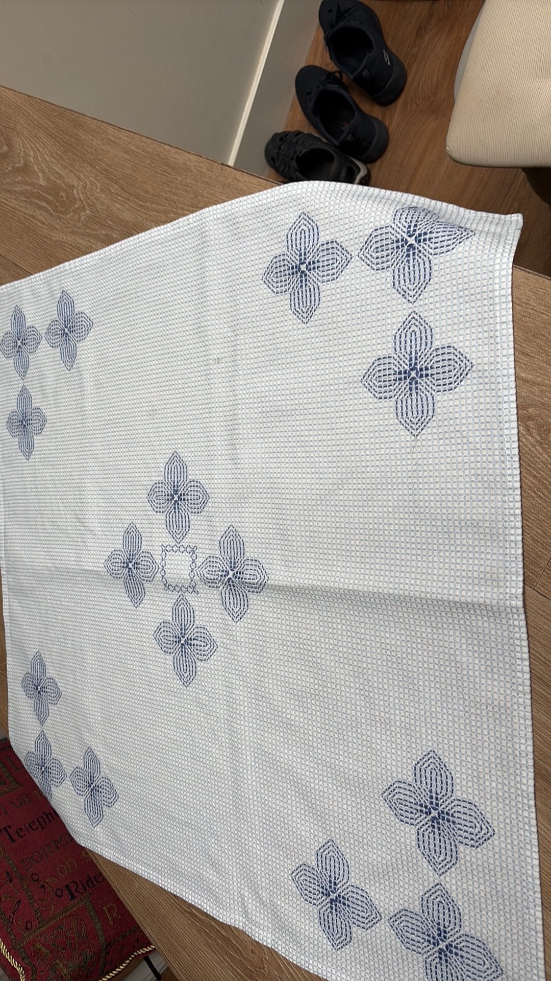 BORDUURWERK kleedje BEIERS BONT BLAUW/WIT 74x70, Ophalen of Verzenden, Zo goed als nieuw, Rechthoek