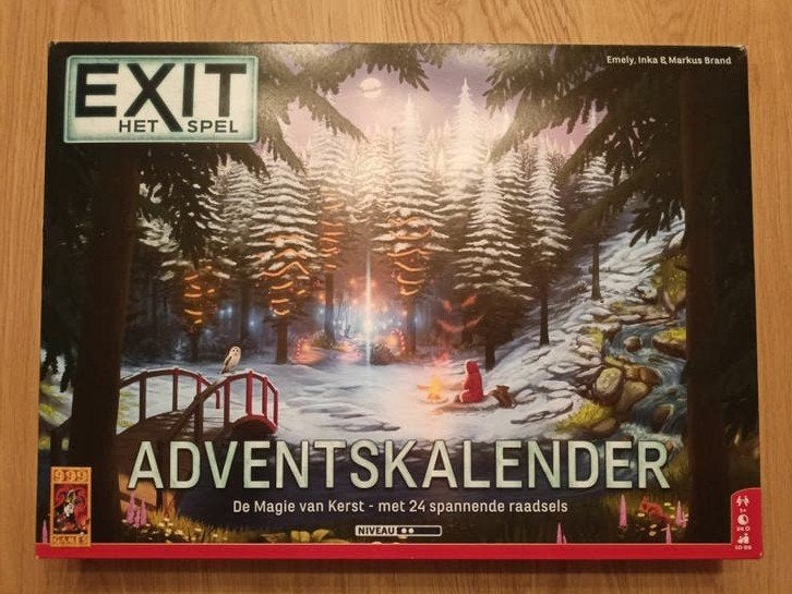 EXIT: De Magie van Kerst - Adventskalender, Een of twee spelers, Ophalen of Verzenden, Zo goed als nieuw, 999 Games