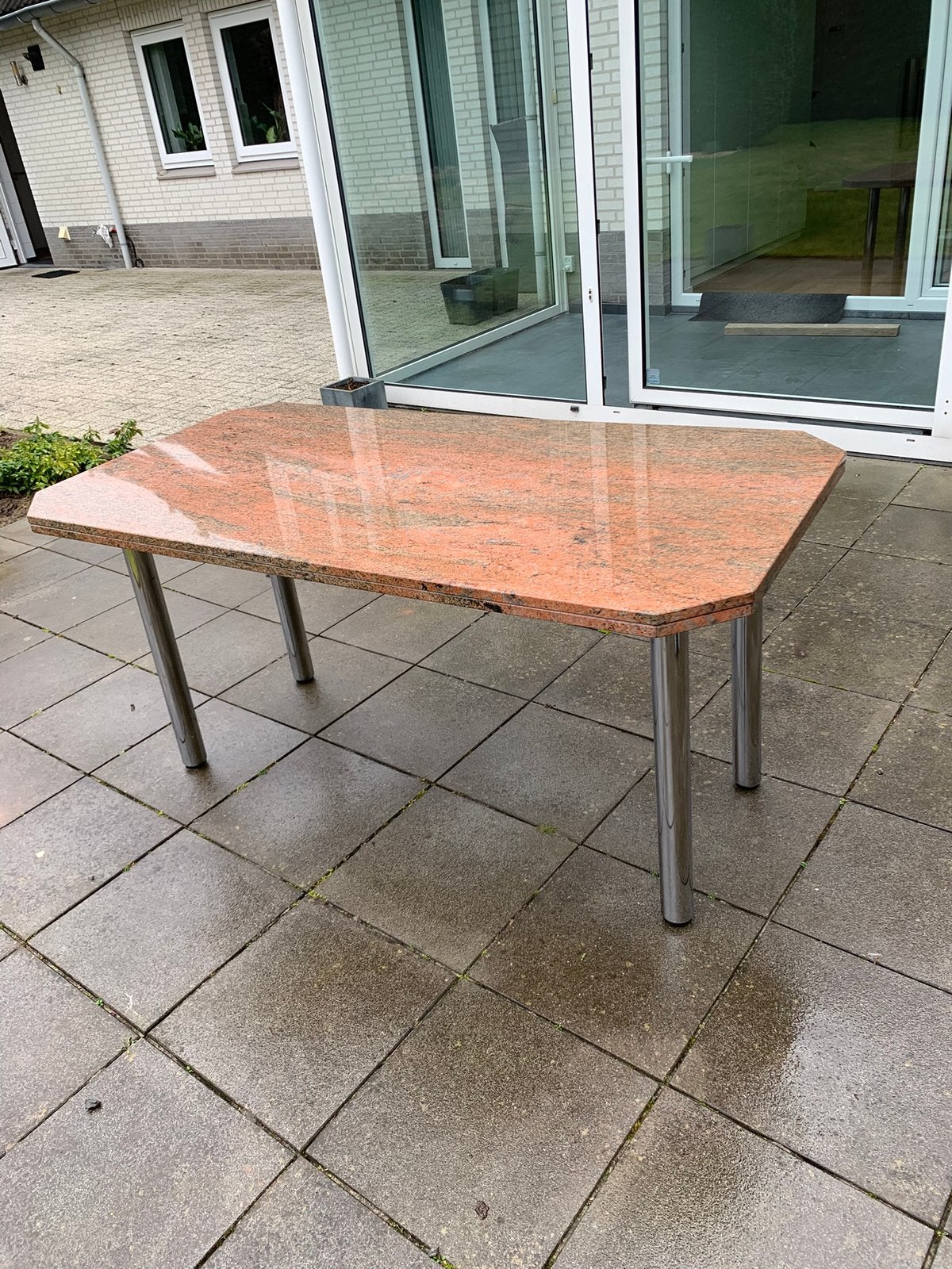 Granieten eettafel, Huis en Inrichting, Ophalen, Overige materialen, 50 tot 100 cm, Zo goed als nieuw