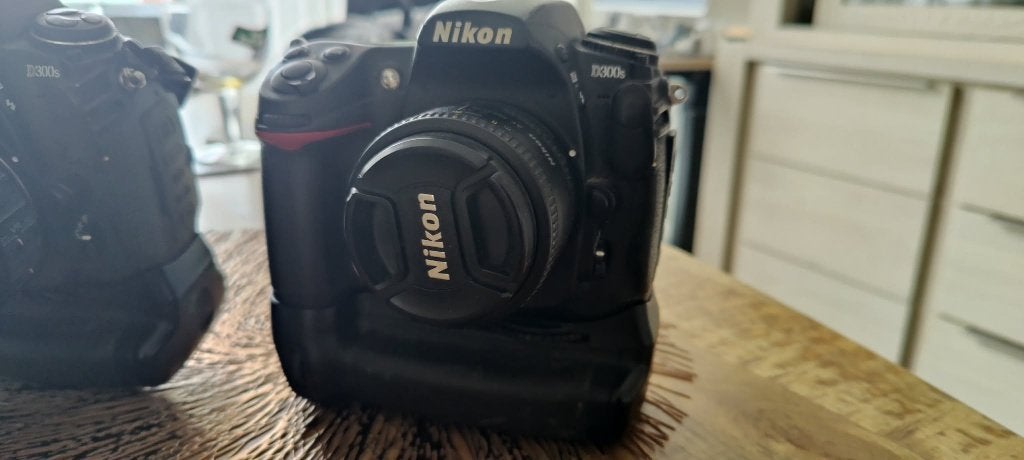 2 keer Nikon D300S met 18/200 en 50 mm lens, Ophalen, Gebruikt, Spiegelreflex, Nikon