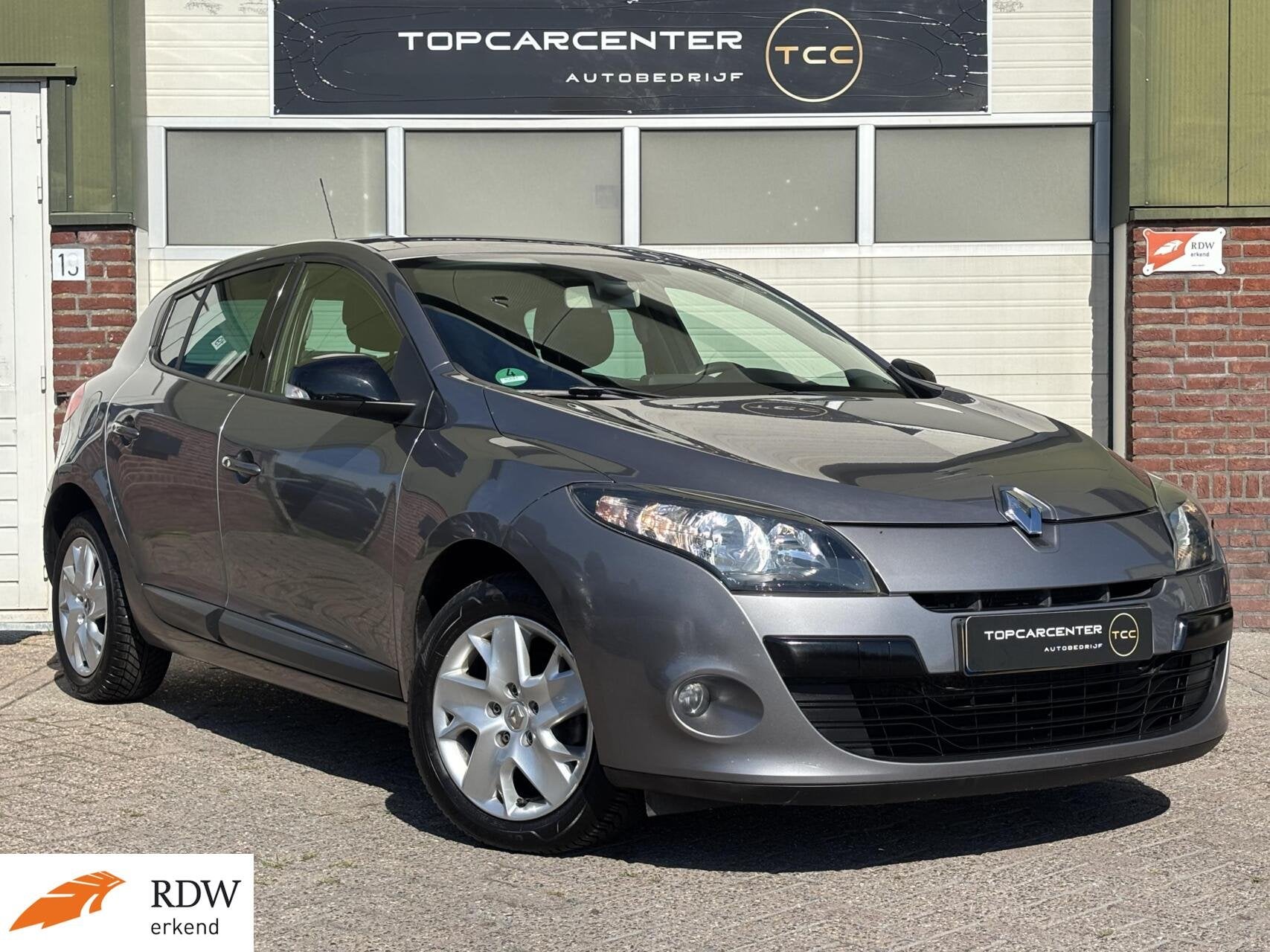 Renault Megane 1.6 Parisienne/AIRCO/NAVI/CRUISE/APK, Auto's, Euro 5, 15 km/l, Gebruikt, 4 cilinders