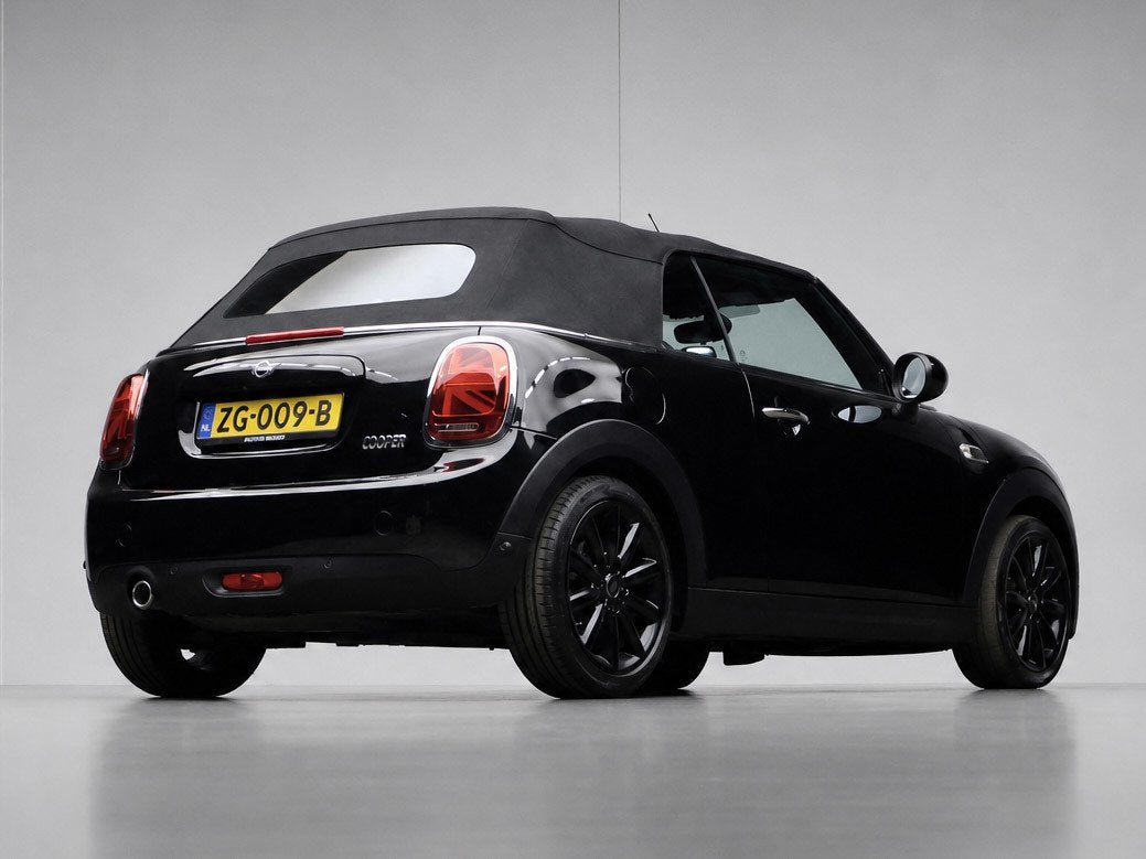Mini Cabrio 1.5 Cooper Chili Sport (CABRIO,NAVI,CAMERA,STOEL, Auto's, 136 pk, Gebruikt, Euro 6, Cabriolet