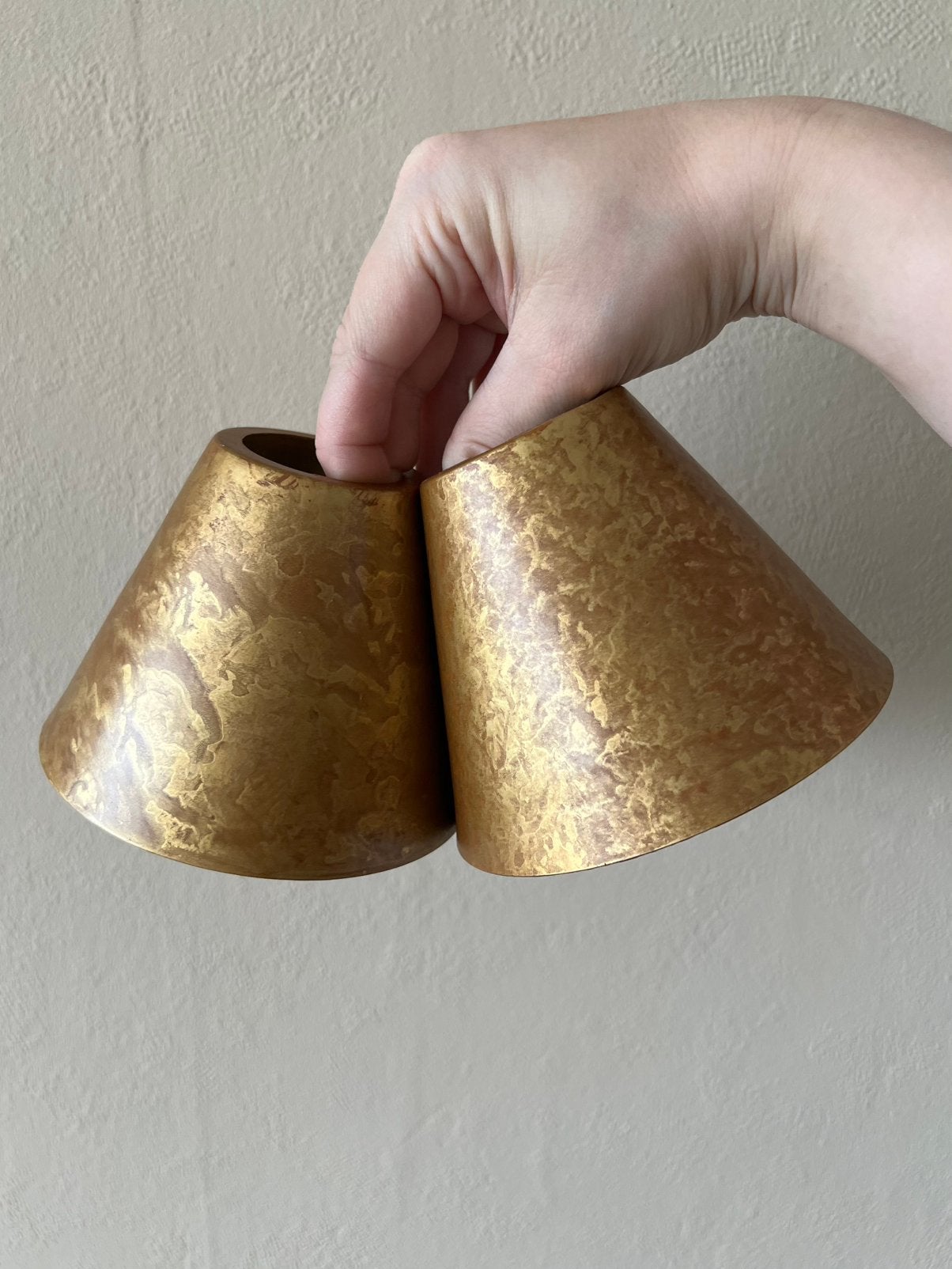 Set van 2 vintage lampenkappen messing gemarmerd art deco, Huis en Inrichting, Ophalen of Verzenden, Zo goed als nieuw