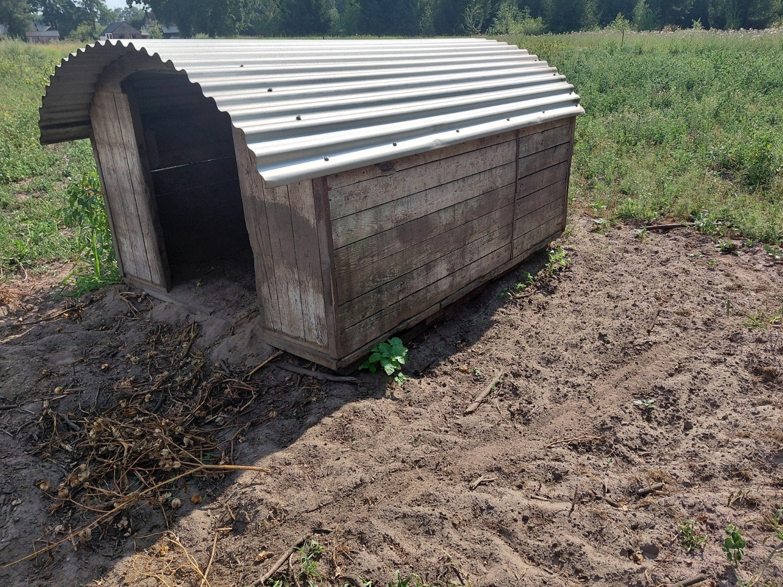 Varkens, Geiten, Schapen hondenhok(ken)., Stalling