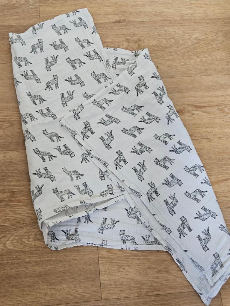 Hema hydrofiel doek groot 115x100 cm met leuke print, Ophalen of Verzenden