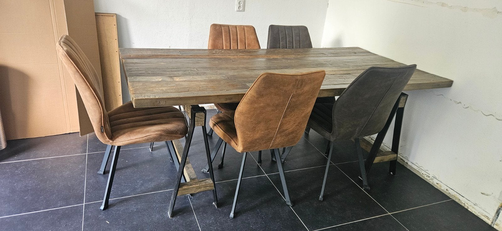 Eettafel met 6 stoelen - De Bommel Meubelen, Huis en Inrichting, Gebruikt, Industrieel, Landelijk, 200 cm of meer, 50 tot 100 cm