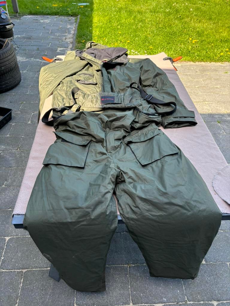 Ultimate warmtepak xxxl jas + broek, Watersport en Boten, Hengelsport | Karpervissen, Ophalen of Verzenden, Gebruikt, Overige typen