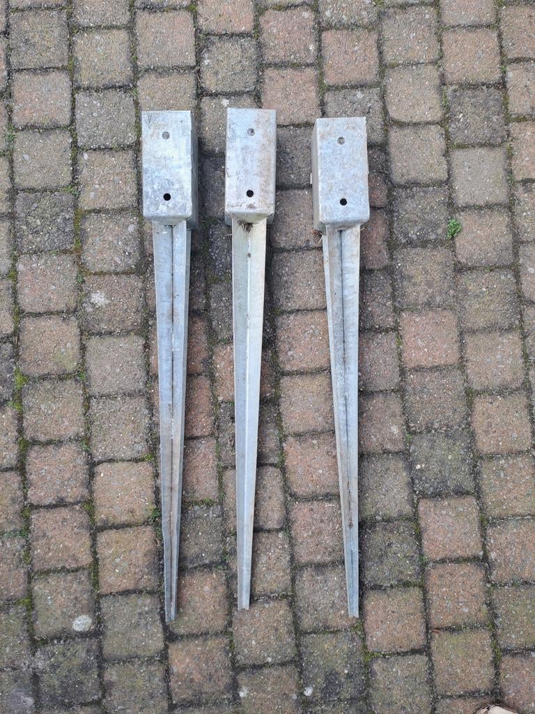 Verzinkte paalpunthouder 70mm - Ideaal tegen houtrot!, Ophalen, Staal, Minder dan 100 cm, Nieuw