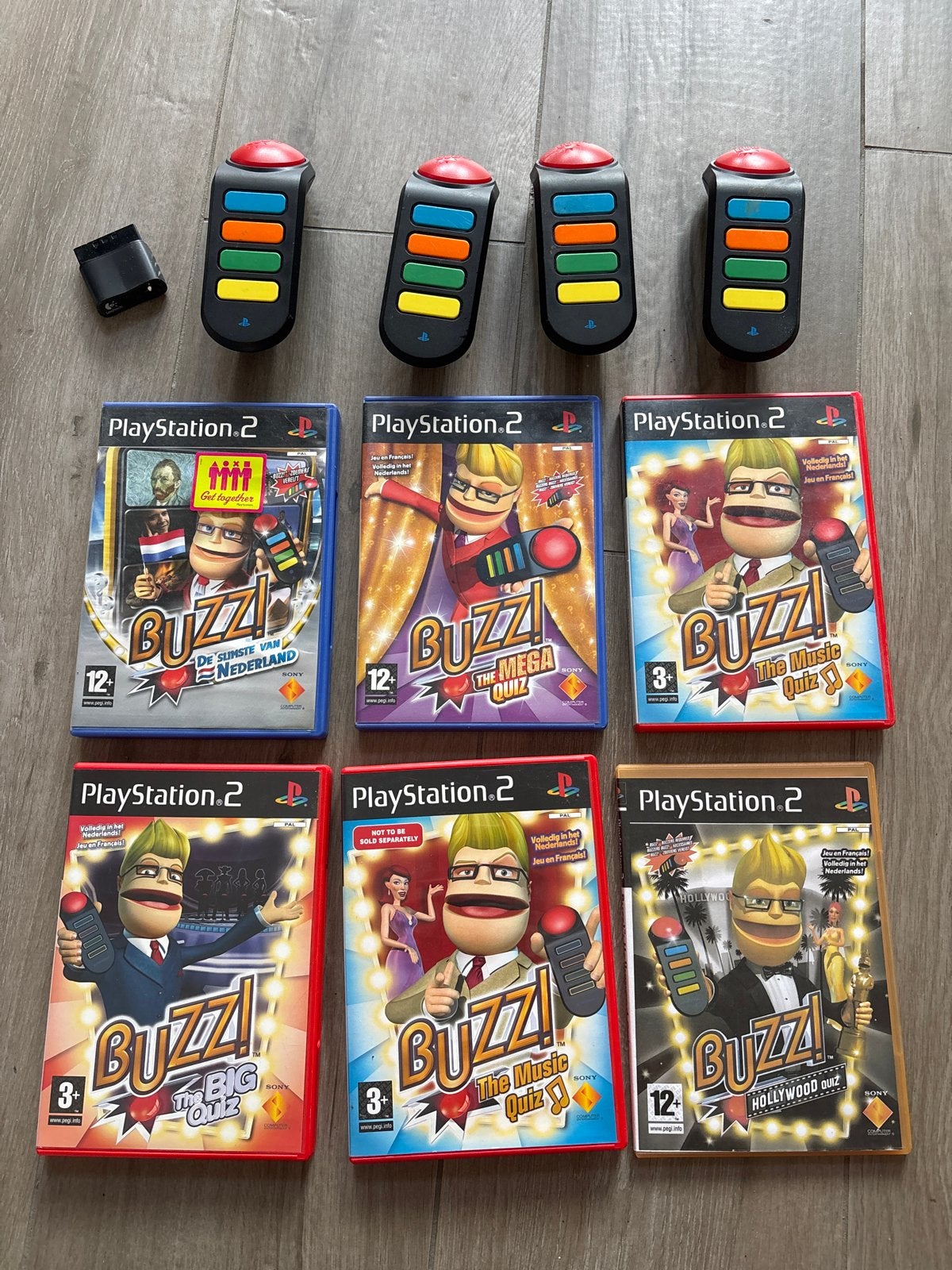 PlayStation 2 BUZZ spellen en draadloze controllers, Spelcomputers en Games, Spelcomputers | Sony PlayStation 2, Gebruikt, Met 3 controllers of meer