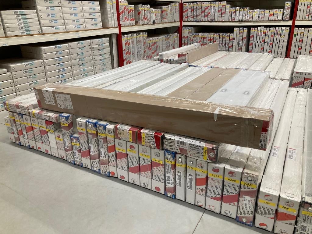 Thermrad raamradiatoren 200 hoog x 1000 / 2200 / 3000 T33, Minder dan 30 cm, Hoog rendement (Hr), Radiator, Nieuw