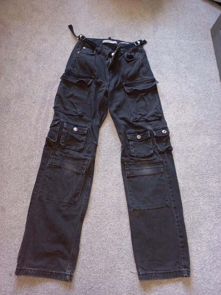 Bershka Zwarte Cargo Broek - Maat 34 (XS), Zwart, Maat 34 (XS) of kleiner, Lang, Gedragen